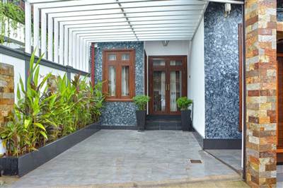 Fully Furnished Semi Luxury House for Short Term rent in Wattala - Sri Lanka photo 4